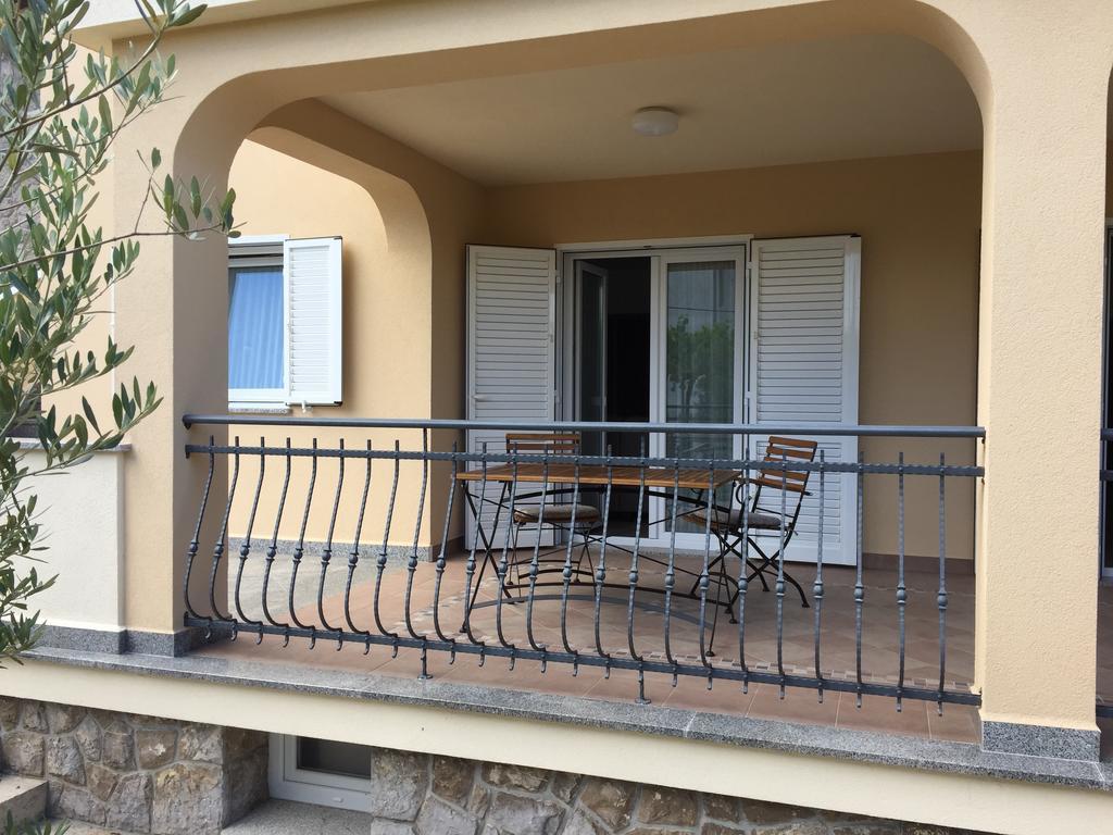 Apartments Sanbrandin Krk Town Habitación foto