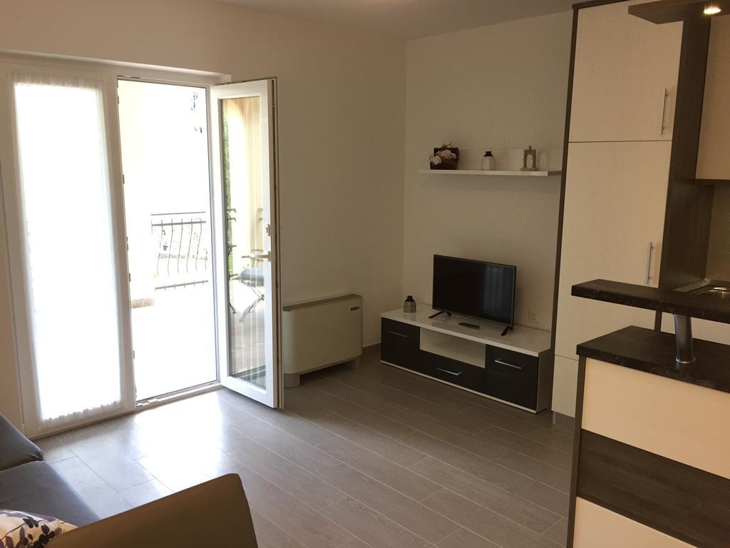 Apartments Sanbrandin Krk Town Habitación foto